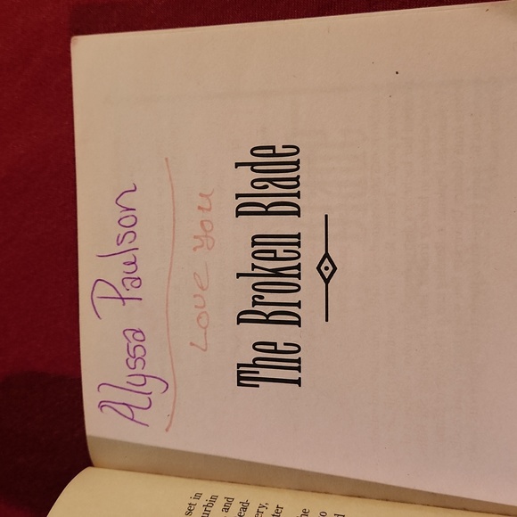 Bundle of six middle school books - Picture 6 of 10